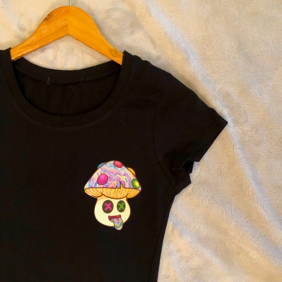 Happy Mushroom - Picture 1 of 2